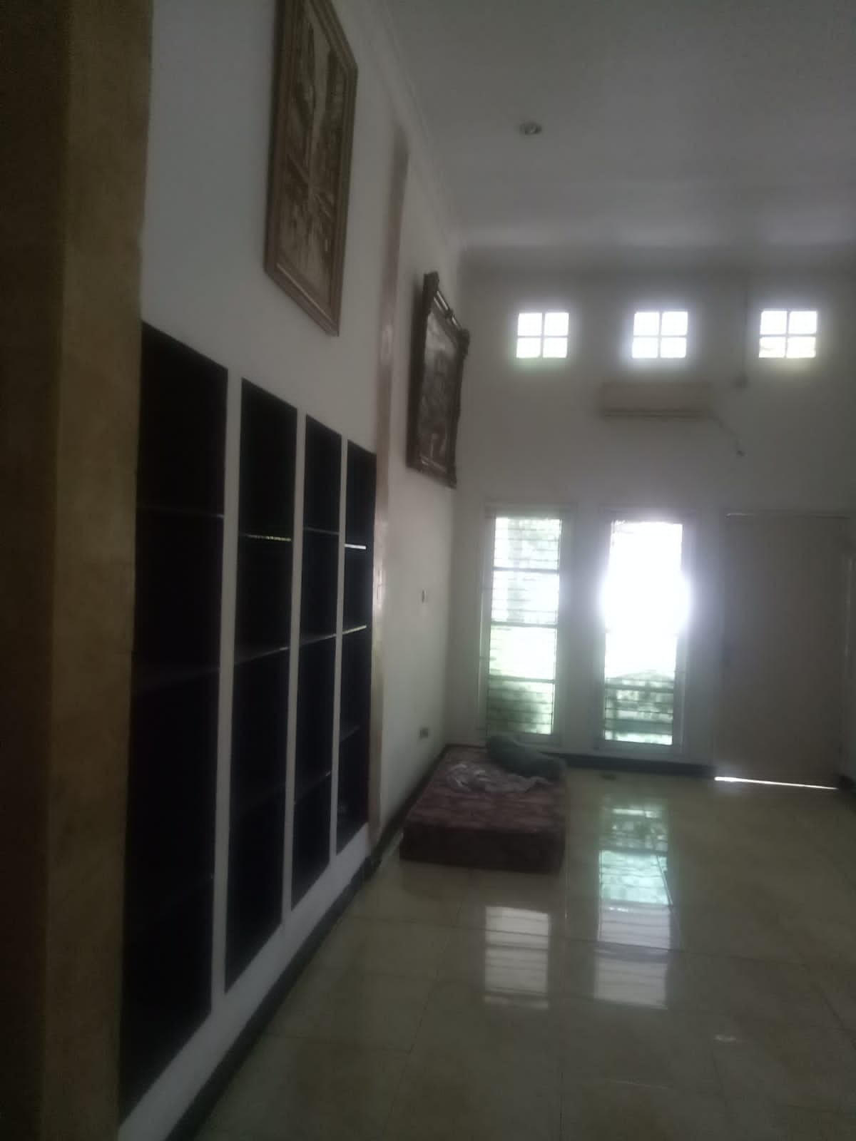 Rumah Disewakan Semi Furnished di Cluster Tropikana Jababeka Cikarang